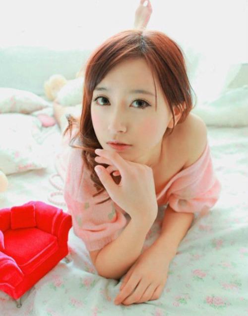 我的女神和嫦娥一样美腻