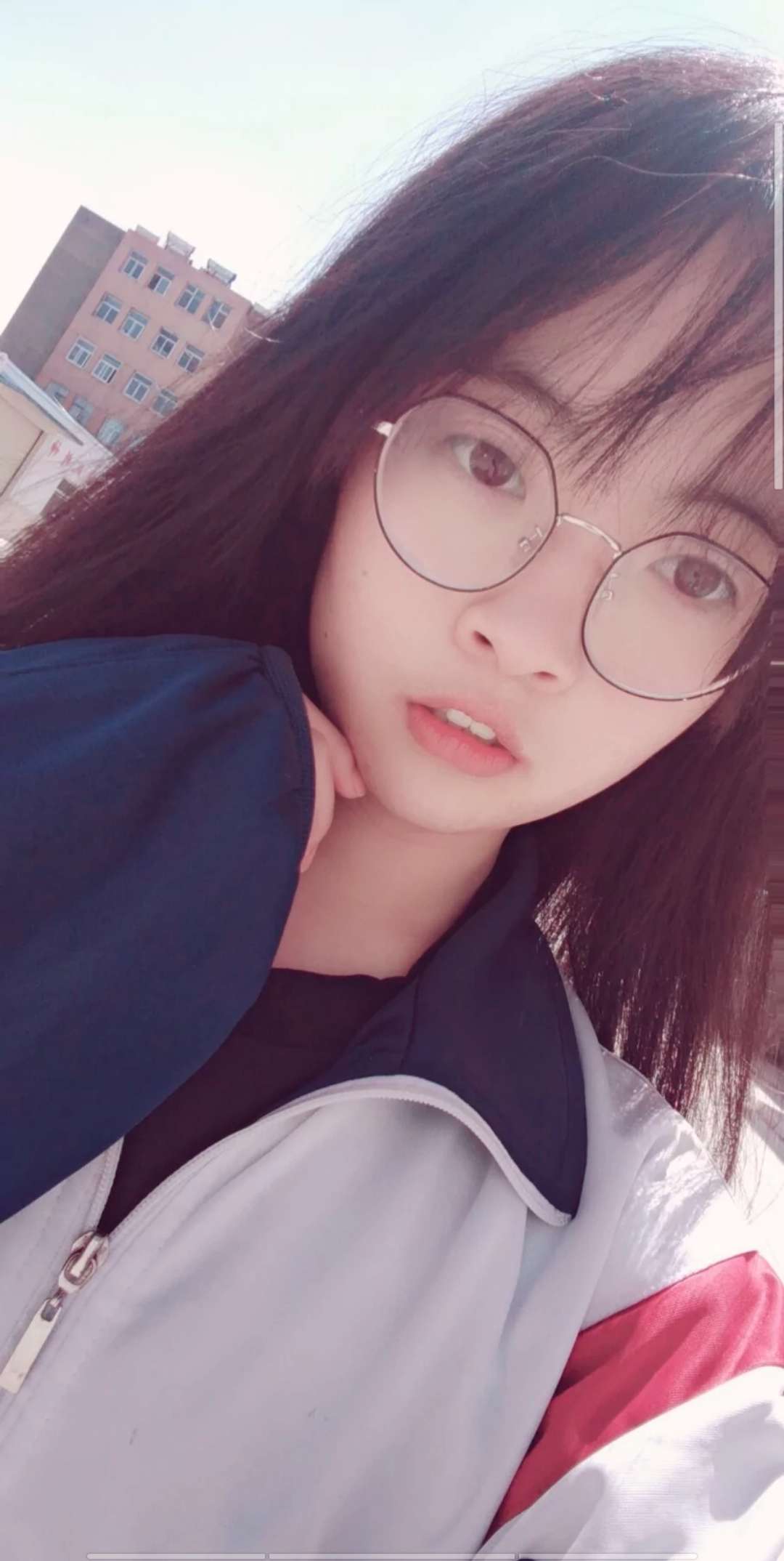 兄弟们好