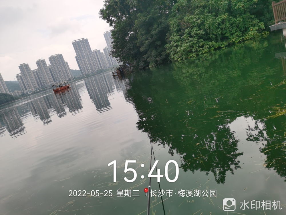 休息时间钓个鱼