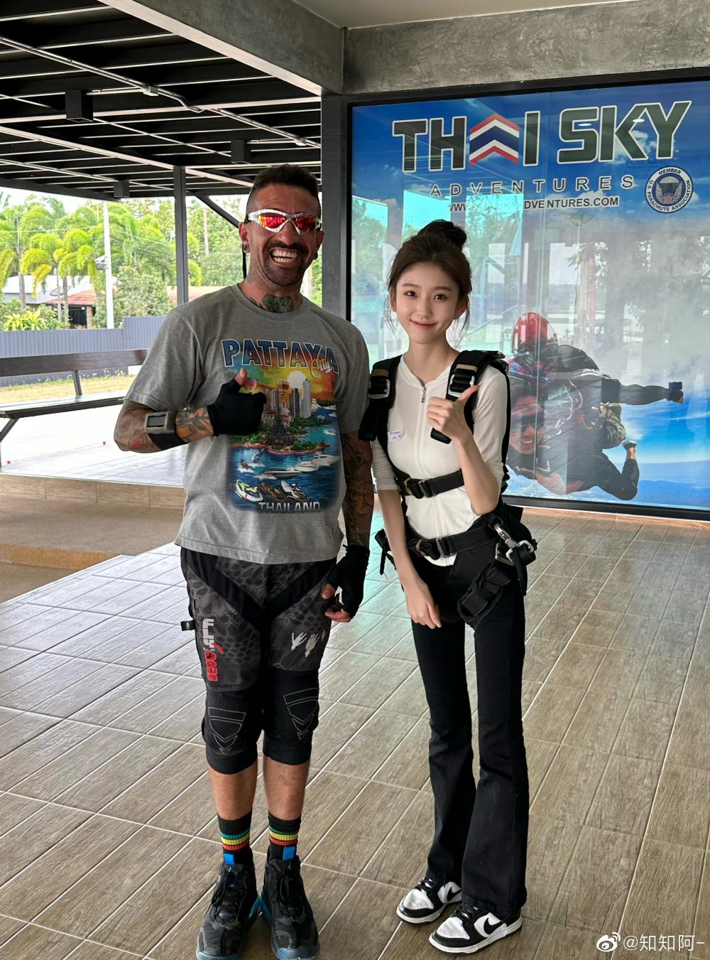 跳完好兴奋，回去玩魔域喔，笔芯
