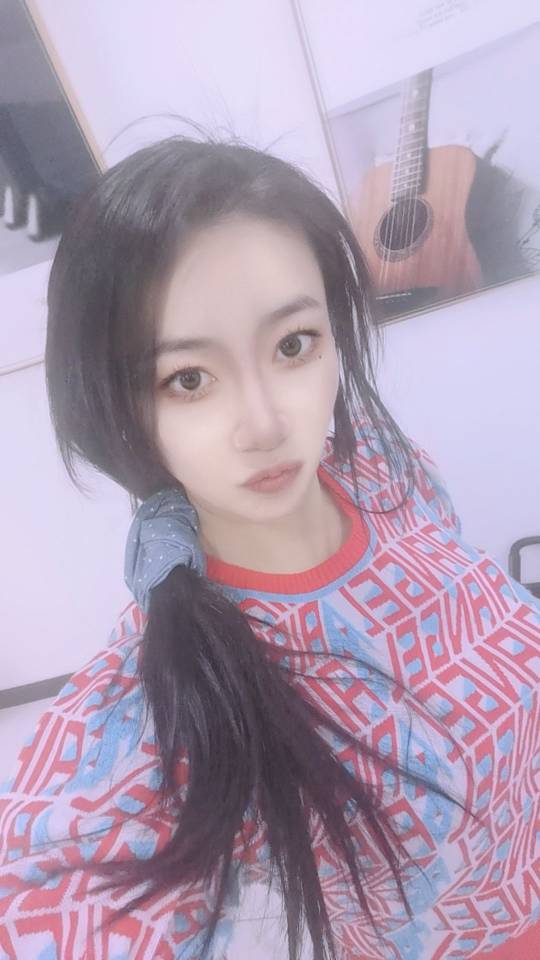 变回黑头发对比一下下