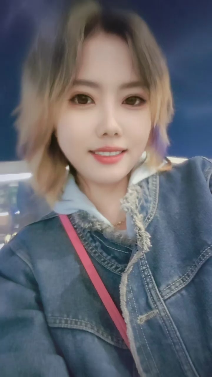 致敬每一位女神，做自己的太阳
